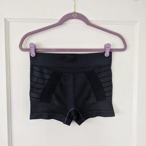 Oiselle Kula Spandex Shorts, size Small